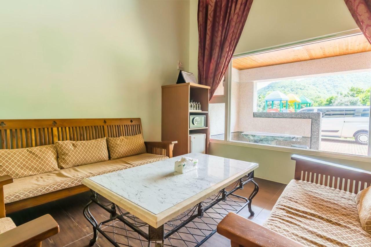 Kenting Maya-House B&B Exterior photo